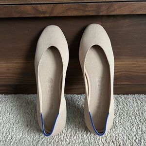 NWOT Rothy's Beige Ballet Flats (9.5)
